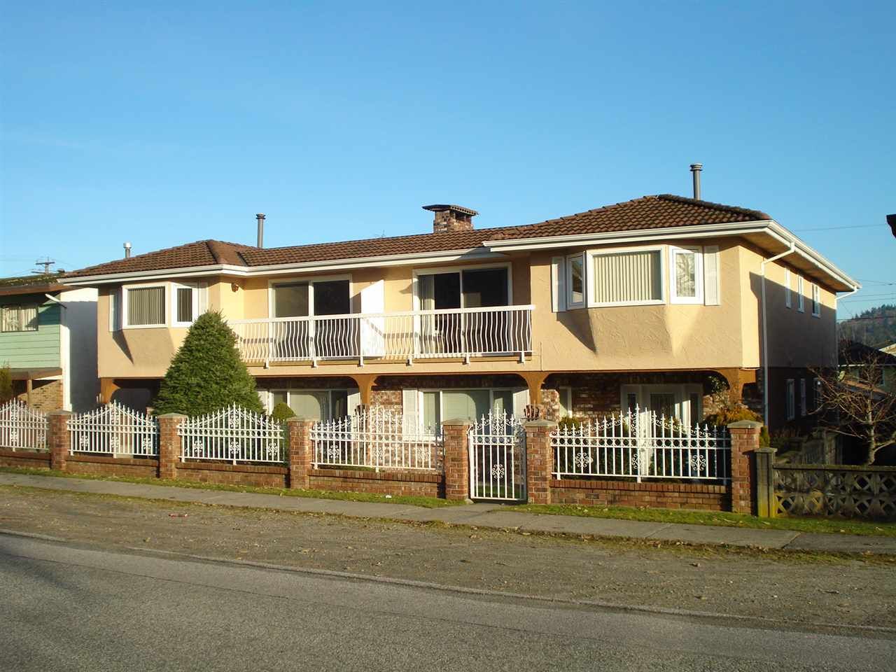 I have sold a property at 242 244 WARWICK AVE in Burnaby
